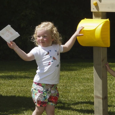 Spielturm-Briefkasten